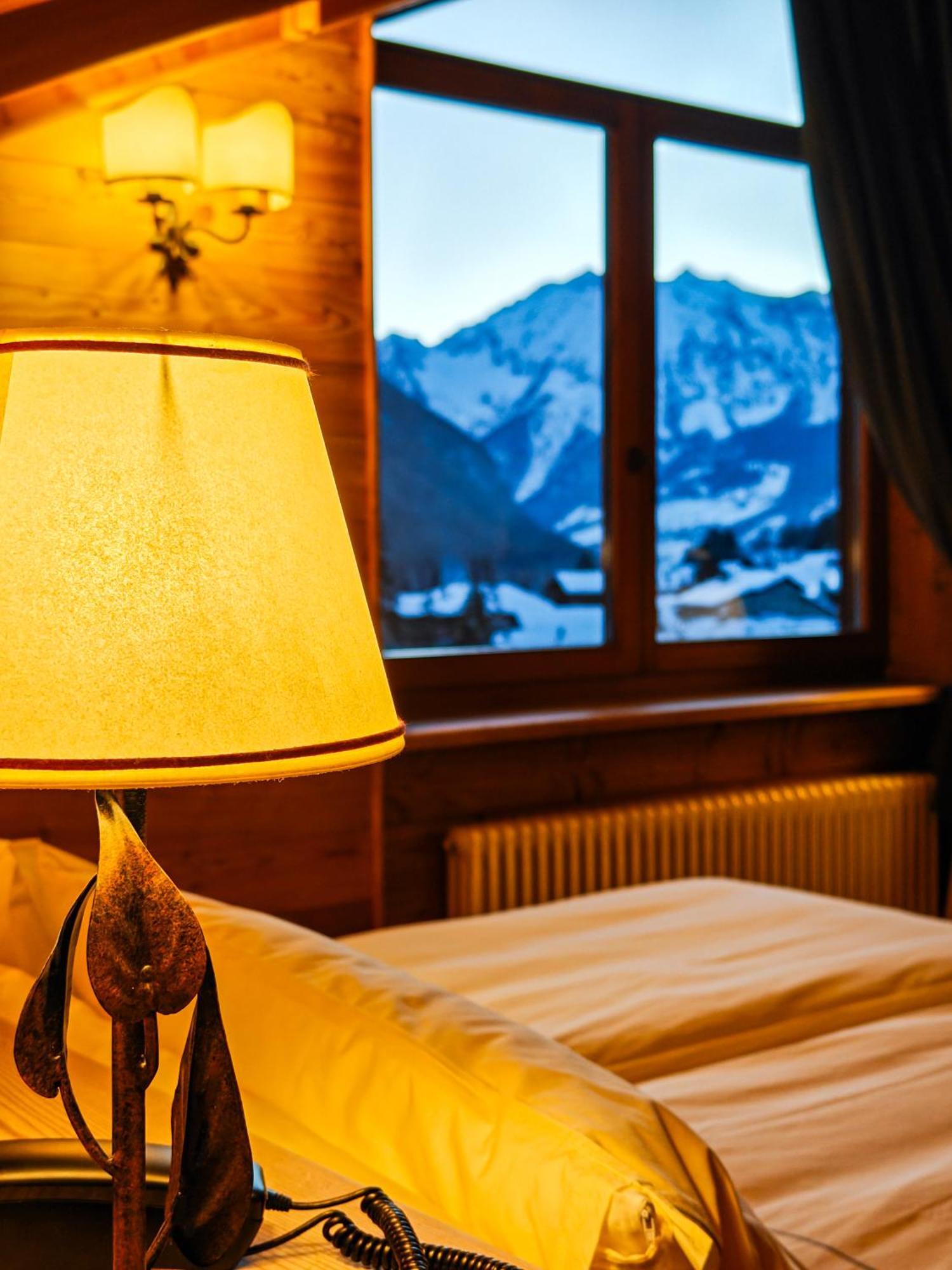 Hotel Breithorn تشامبولوك المظهر الخارجي الصورة