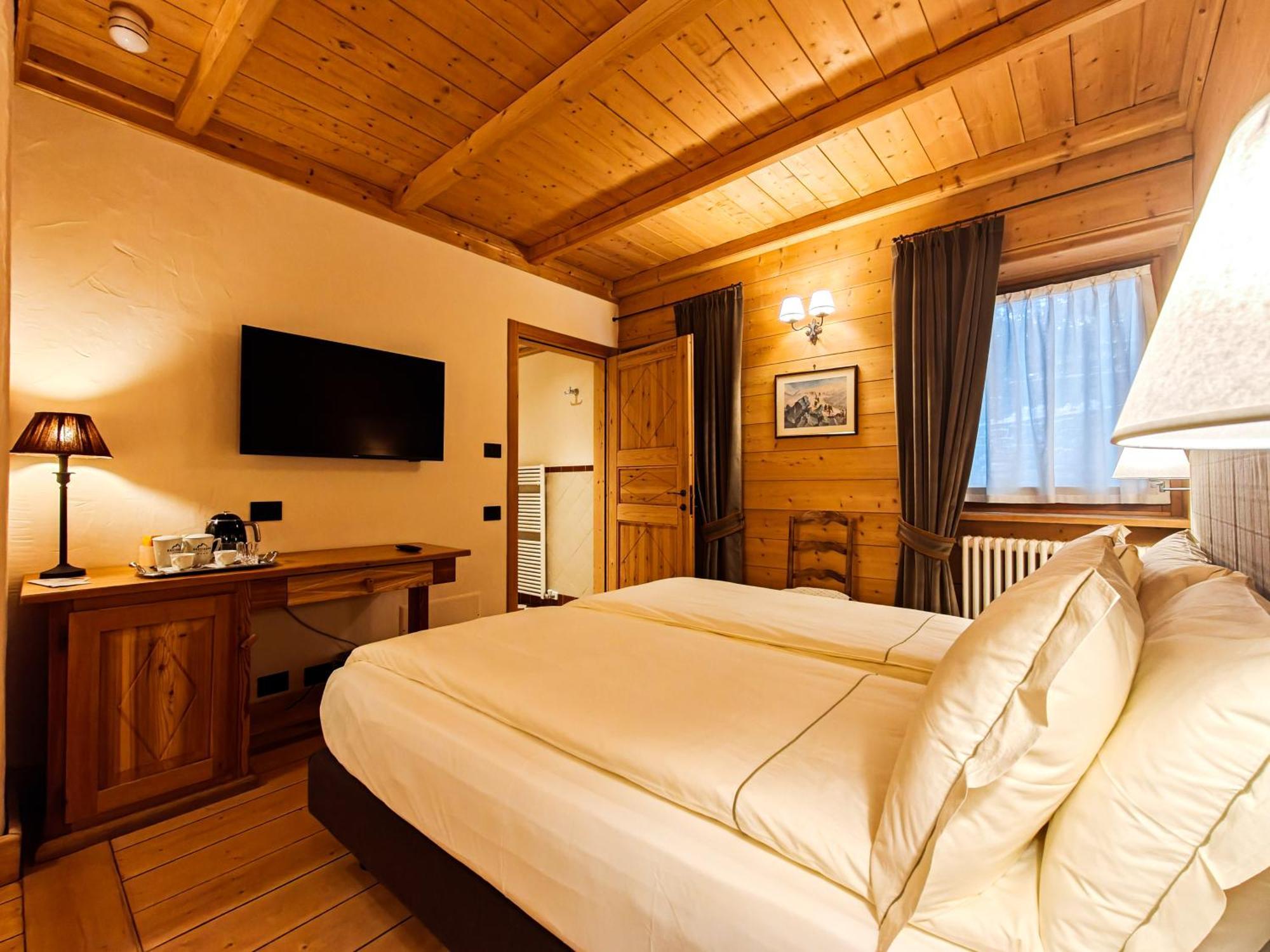 Hotel Breithorn تشامبولوك المظهر الخارجي الصورة